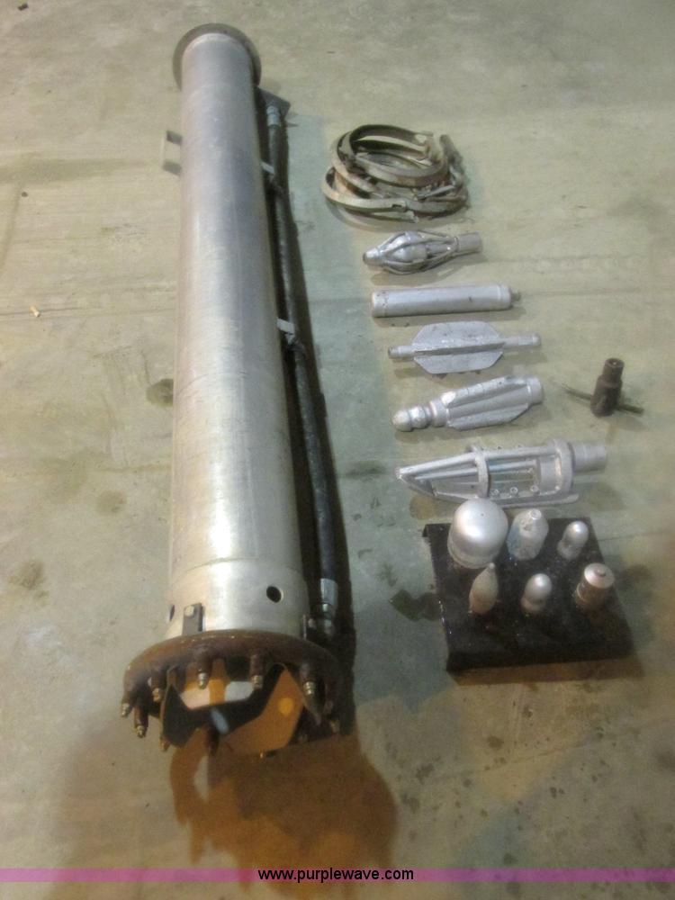 image for item E7118 1999 International 2554 vacuum truck