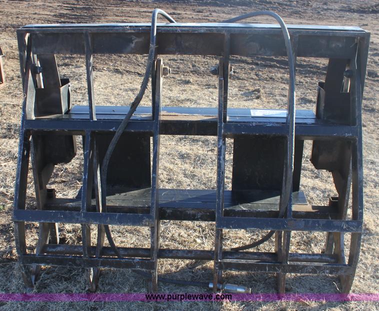 image for item E8459 Vassar grapple loader attachment