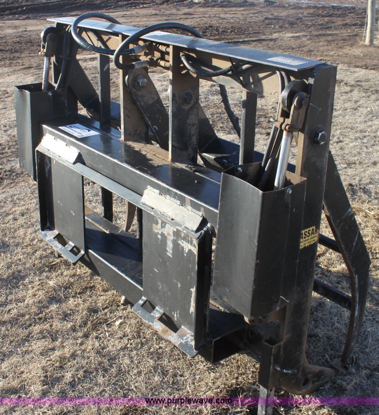 image for item E8459 Vassar grapple loader attachment