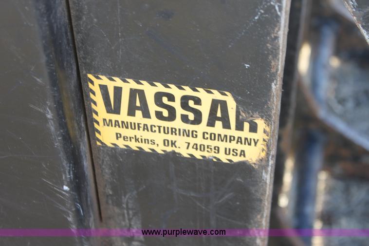 image for item E8459 Vassar grapple loader attachment