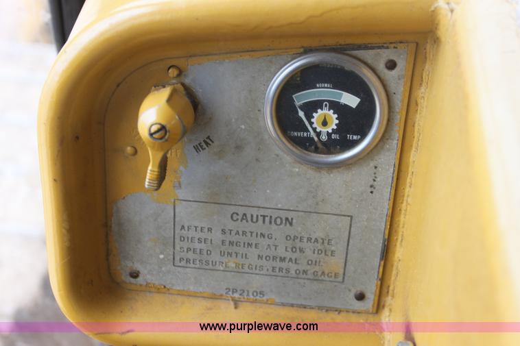 image for item E8464 1974 Caterpillar D6C dozer