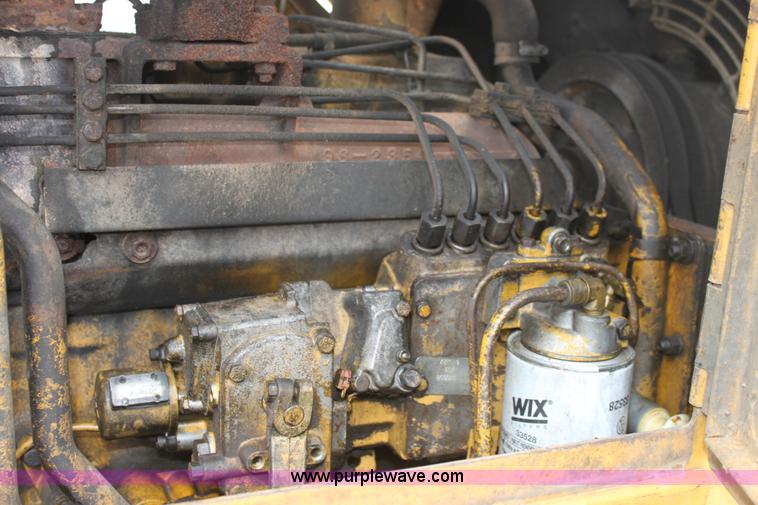 image for item E8464 1974 Caterpillar D6C dozer