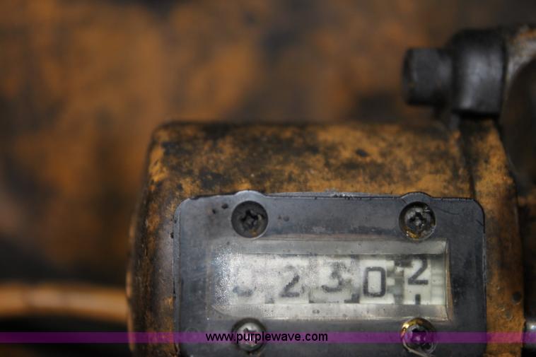 image for item E8464 1974 Caterpillar D6C dozer