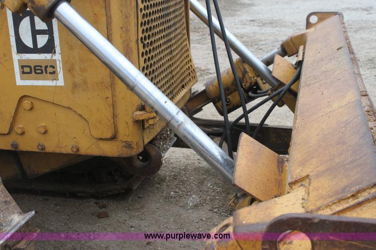 image for item E8464 1974 Caterpillar D6C dozer