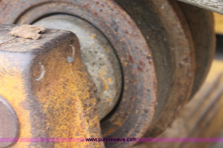 image for item E8464 1974 Caterpillar D6C dozer