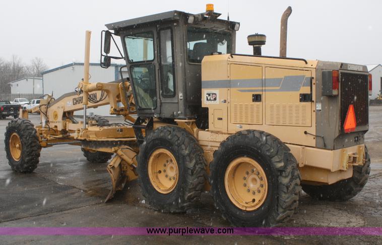image for item F2541 Champion 720A VHP articulated motor grader