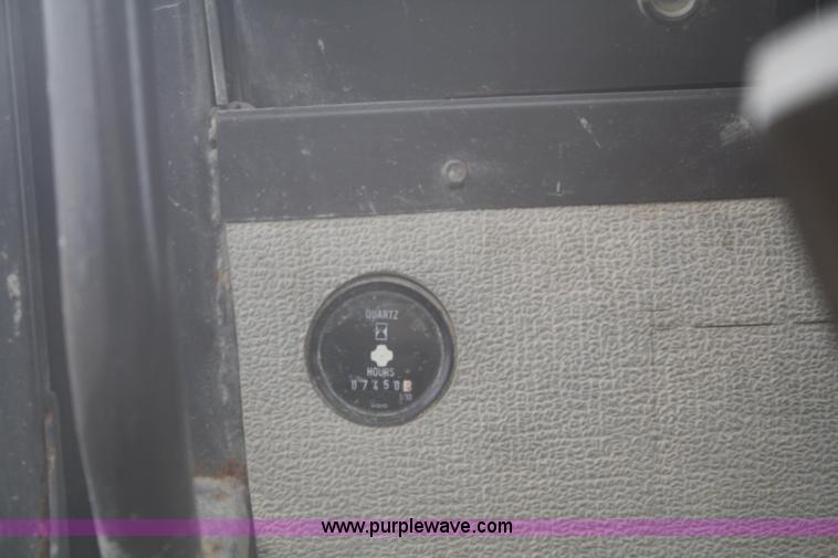 image for item F2541 Champion 720A VHP articulated motor grader