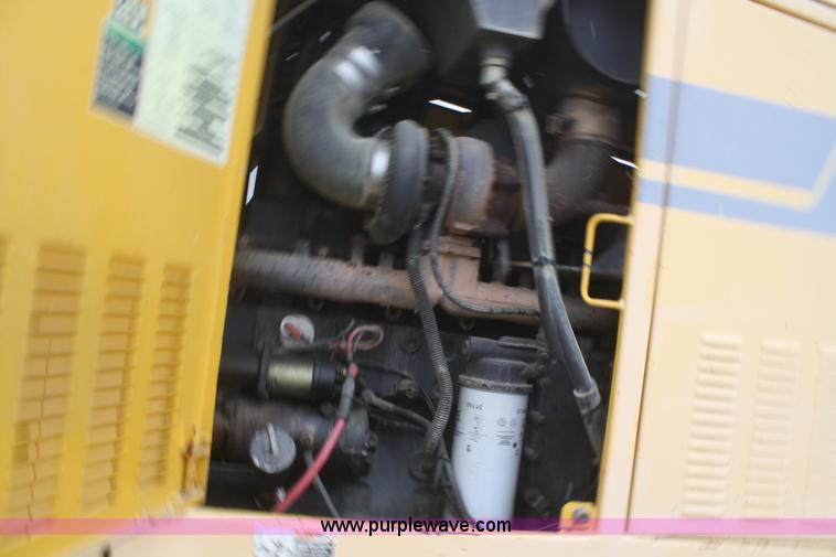 image for item F2541 Champion 720A VHP articulated motor grader