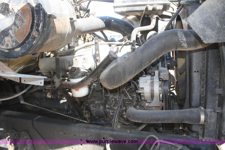 image for item F2559 1991 Ford L8000 dump truck