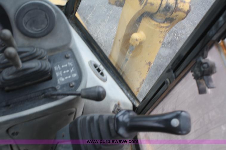 image for item F2566 2002 Caterpillar 430D backhoe