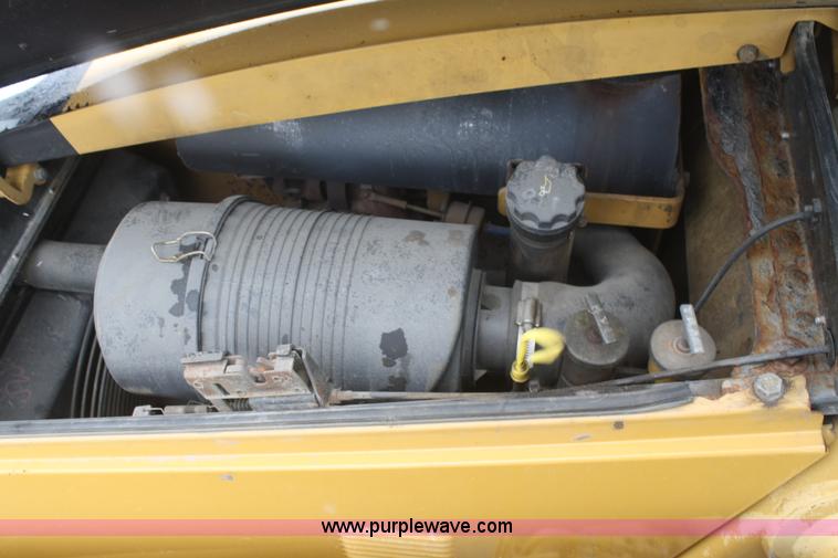 image for item F2566 2002 Caterpillar 430D backhoe