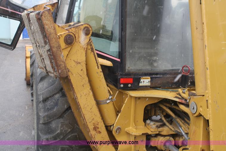 image for item F2566 2002 Caterpillar 430D backhoe