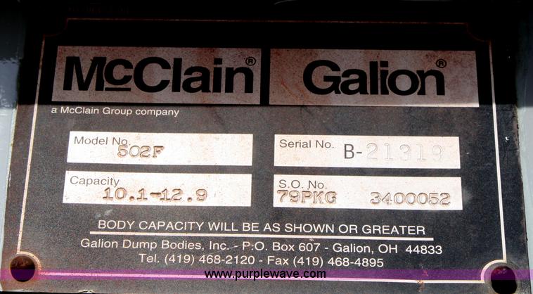 image for item F2569 1990 International 4900 dump truck