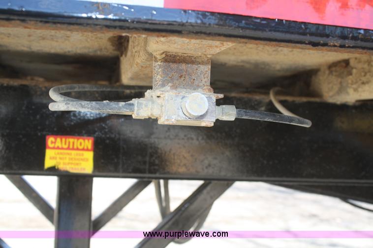 image for item F2570 1995 Hilbilt end dump trailer