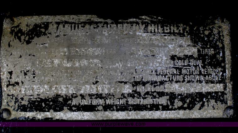 image for item F2570 1995 Hilbilt end dump trailer