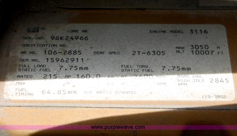 image for item F2941 1995 GMC TopKick pothole patch truck