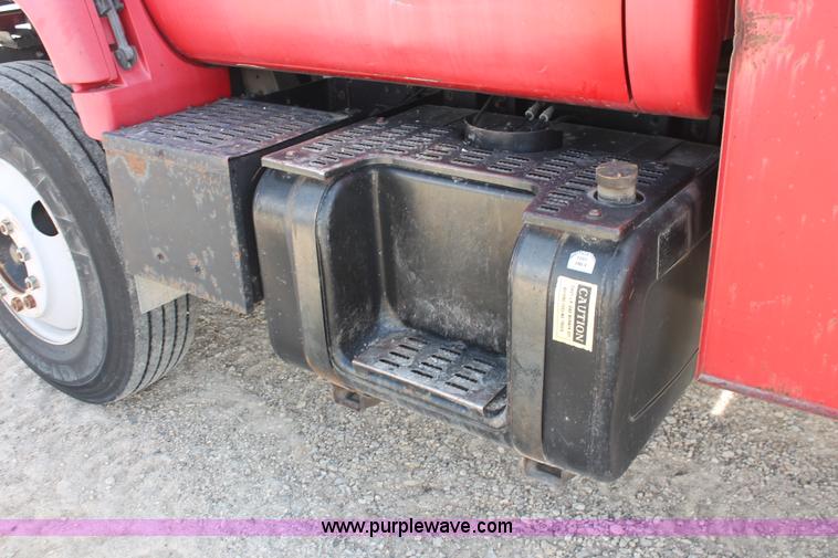 image for item F2941 1995 GMC TopKick pothole patch truck