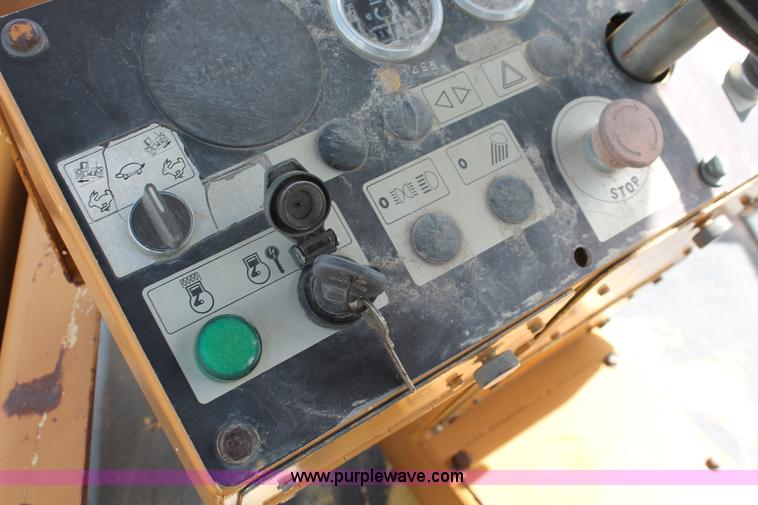 image for item F2942 1991 Bomag BW161AD double drum roller