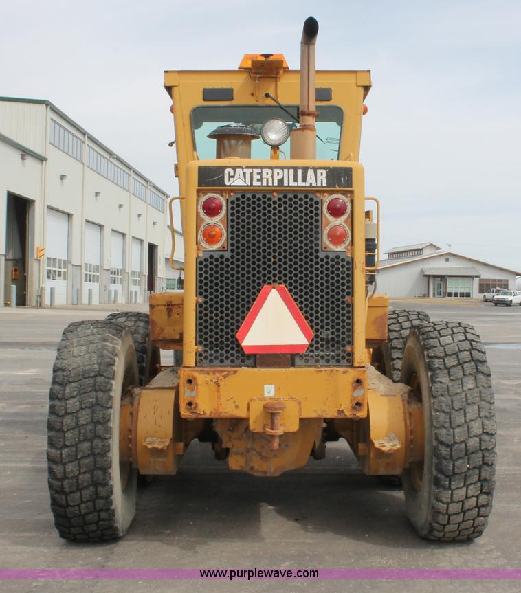 image for item F2945 1995 Caterpillar 140G articulated motor grader