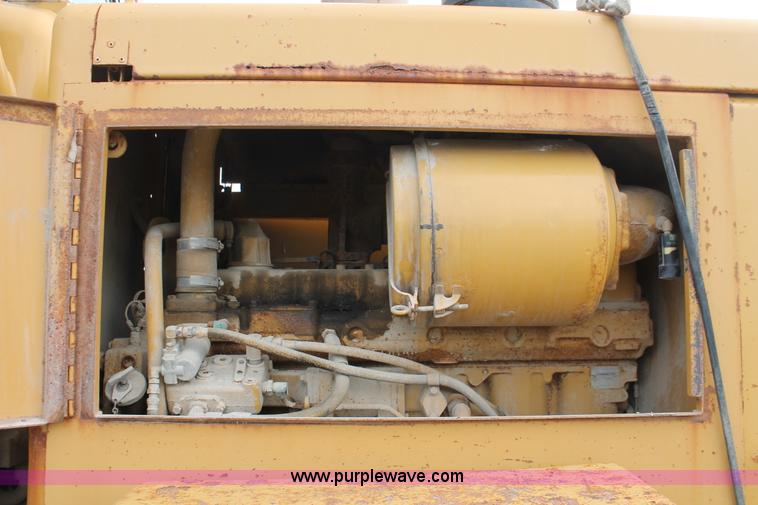 image for item F2945 1995 Caterpillar 140G articulated motor grader