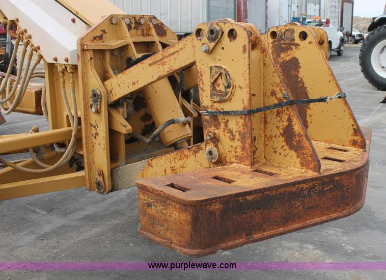 image for item F2945 1995 Caterpillar 140G articulated motor grader