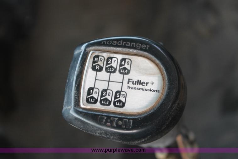 image for item F2952 1989 Ford L8000 crane truck