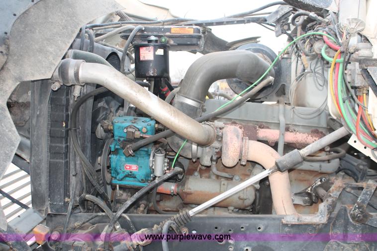 image for item F2952 1989 Ford L8000 crane truck