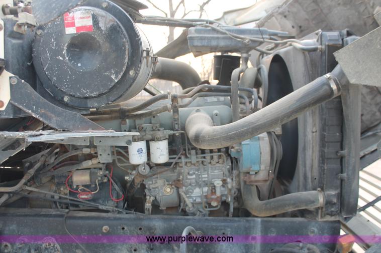 image for item F2952 1989 Ford L8000 crane truck