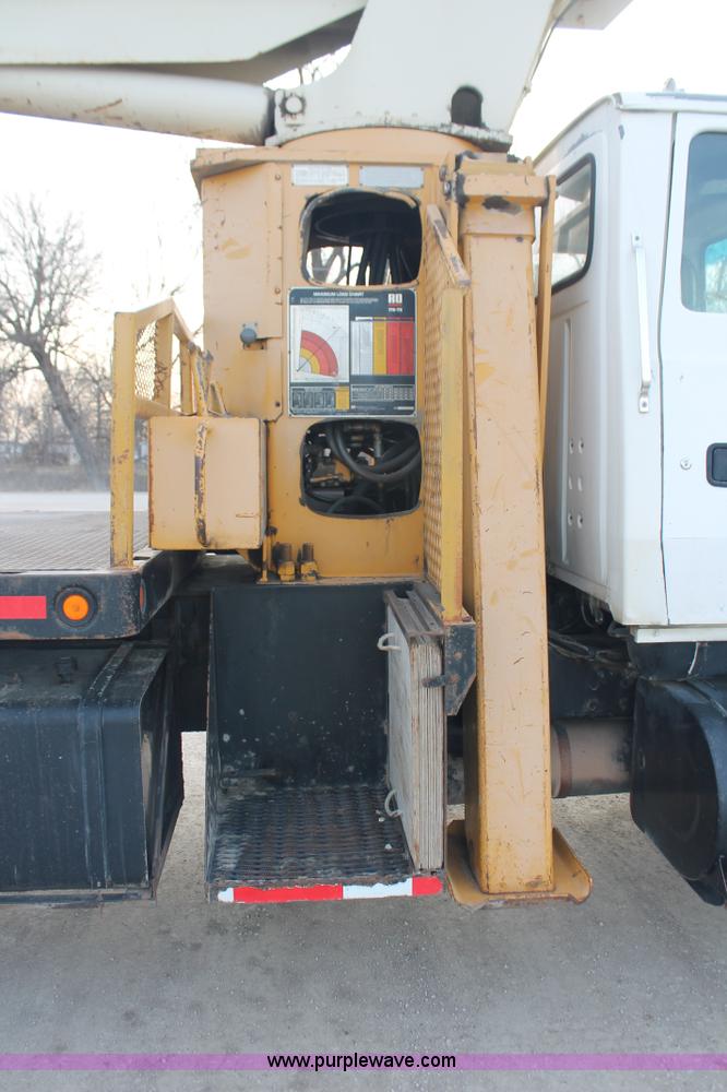 image for item F2952 1989 Ford L8000 crane truck