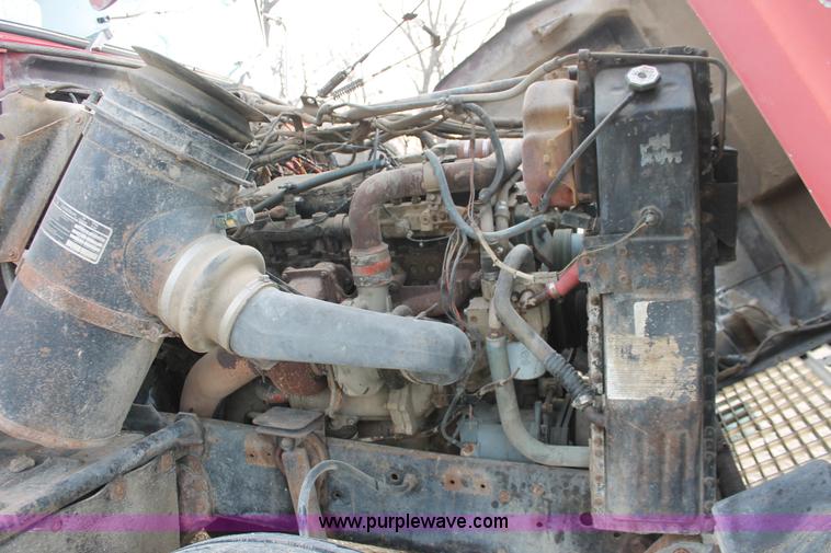 image for item F2953 1987 Ford LTL9000 semi truck