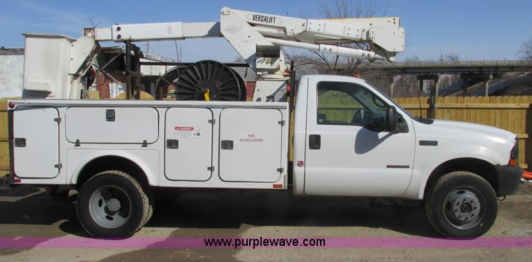 image for item F4405 1999 Ford F550 Super Duty bucket truck
