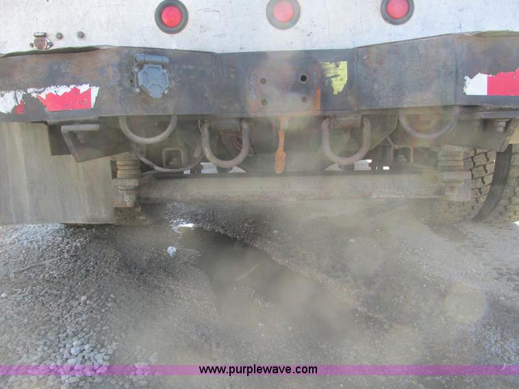 image for item F4405 1999 Ford F550 Super Duty bucket truck