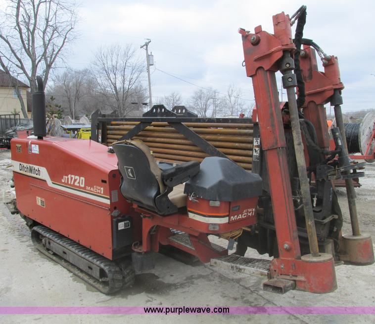 image for item F4419 2001 Ditch Witch JT1720 directional drill