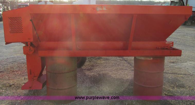 image for item F4423 Buyers salt spreader