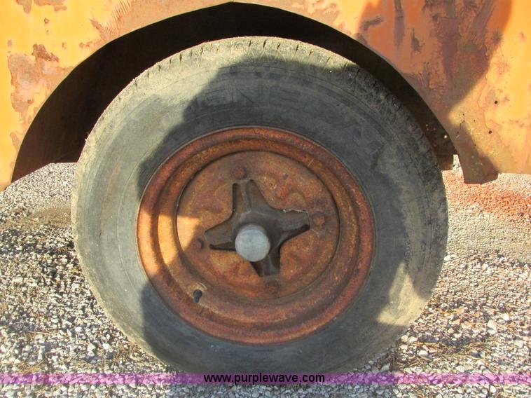 image for item F4424 Quiet Power air compressor