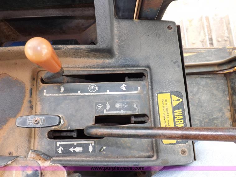 image for item F6458 1984 John Deere 750 dozer