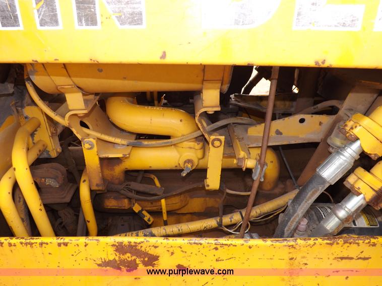 image for item F6458 1984 John Deere 750 dozer