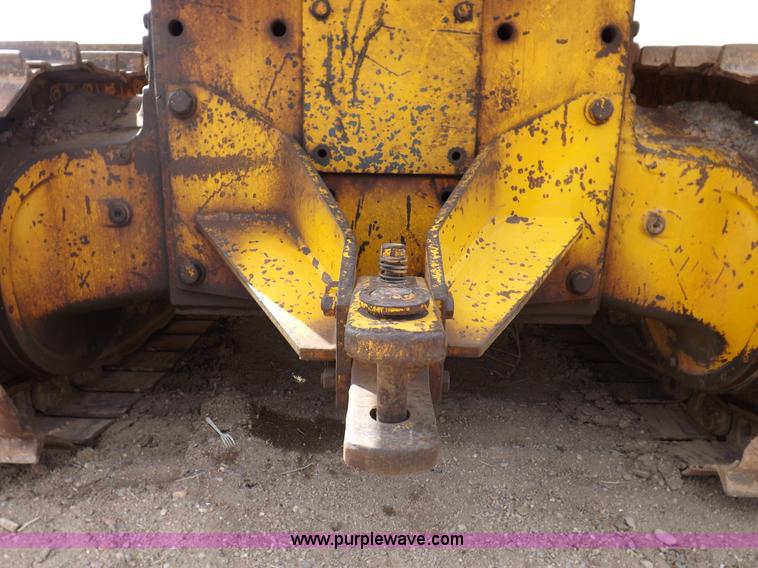 image for item F6458 1984 John Deere 750 dozer
