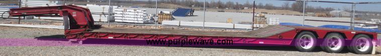 image for item F6592 1990 Etnyre 35' 50 ton detachable equipment trailer
