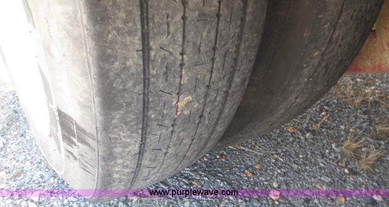 image for item F6592 1990 Etnyre 35' 50 ton detachable equipment trailer