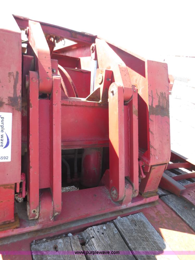 image for item F6592 1990 Etnyre 35' 50 ton detachable equipment trailer