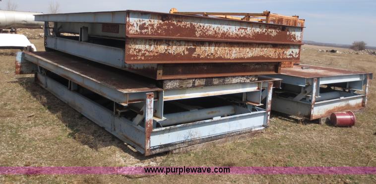 image for item F6623 Cardinal platform scales