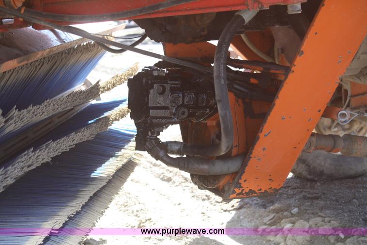 image for item G5001 2004 Broce RC350 broom