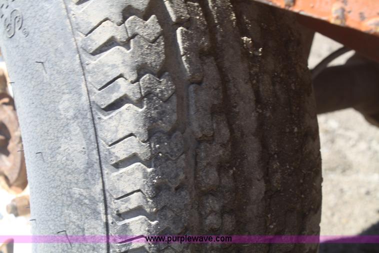 image for item G5001 2004 Broce RC350 broom