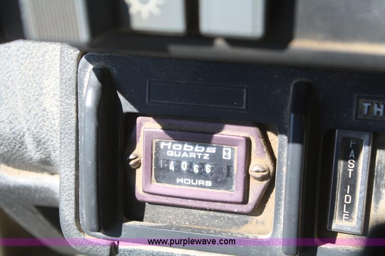 image for item G5002 2000 GMC C8500 dump truck