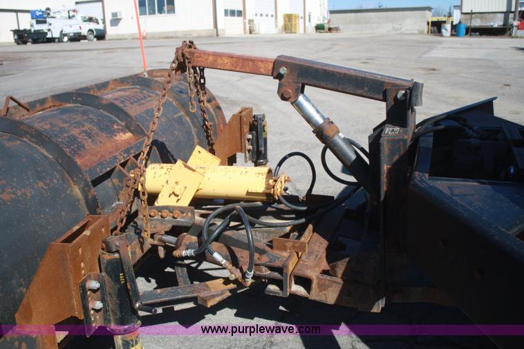 image for item G5002 2000 GMC C8500 dump truck