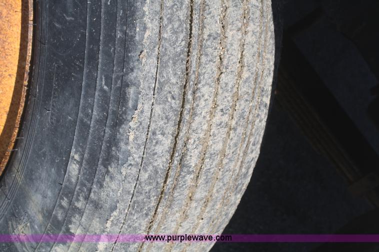 image for item G5002 2000 GMC C8500 dump truck