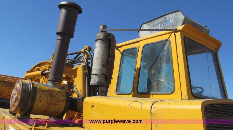 image for item G5663 1973 John Deere 860A paddle scraper