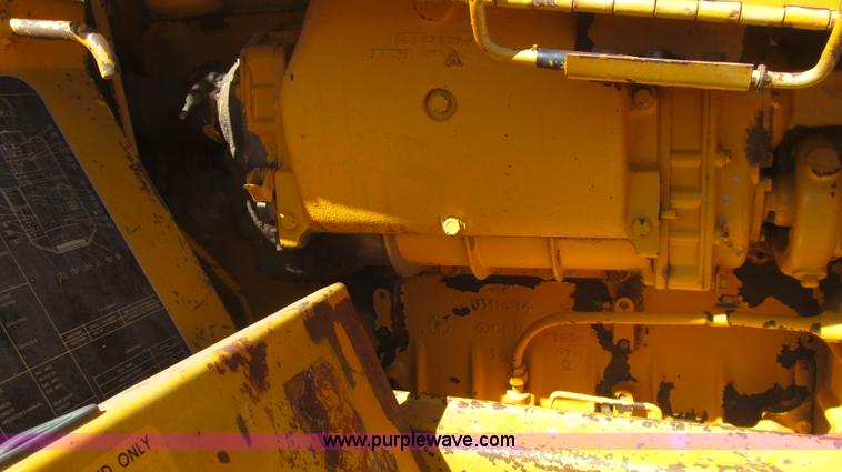 image for item G5663 1973 John Deere 860A paddle scraper