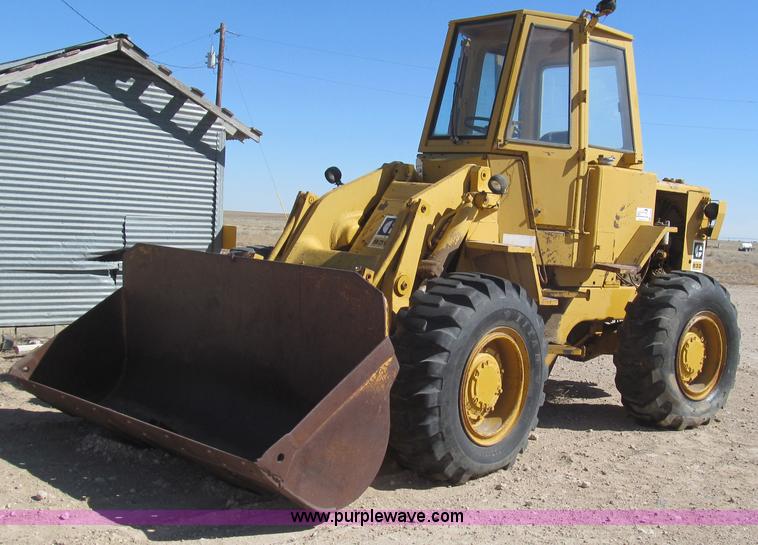 image for item G5668 1973 Caterpillar 930 wheel loader